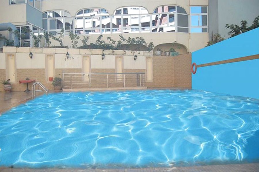 De La Corniche 4*